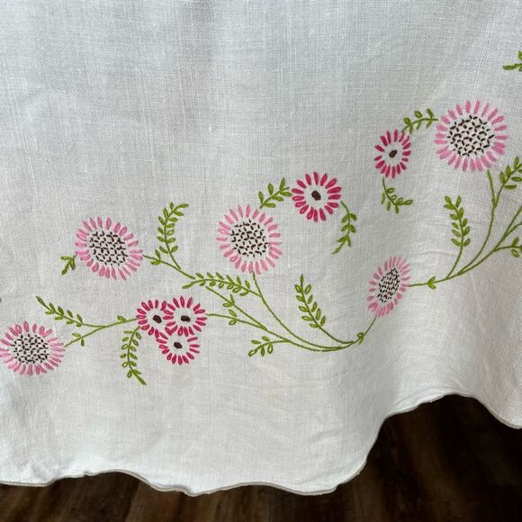Vintage Hand Embroidered Linen Tablecloth Pink Floral Oval Cottagecore Farmhouse - Picture 8 of 9
